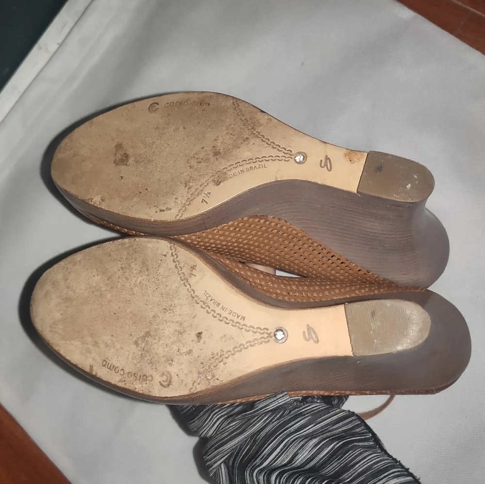 Corso Como Women's Harper Wedge Camel Leather 7.5